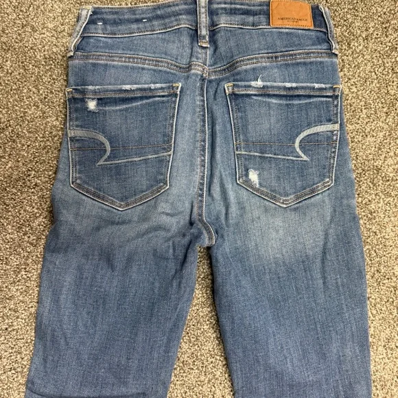 Abercrombie & Fitch - Women's Super Stretch Distressed Skinny Jeans - Picture 5 of 6